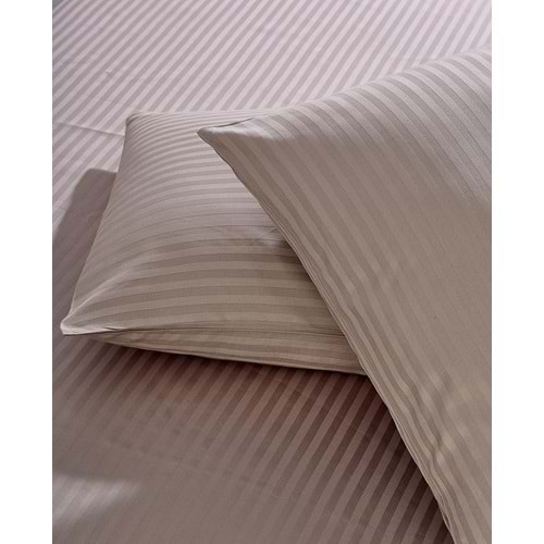 Komfort Home Çizgili Pamuk Saten Yastık Kılıfı / Sütlü Kahve (2 Adet)